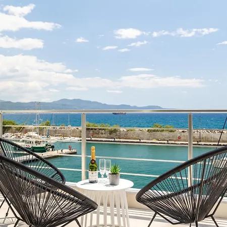 Yin & Yang Studio, Marina Hideout In Apartamento *