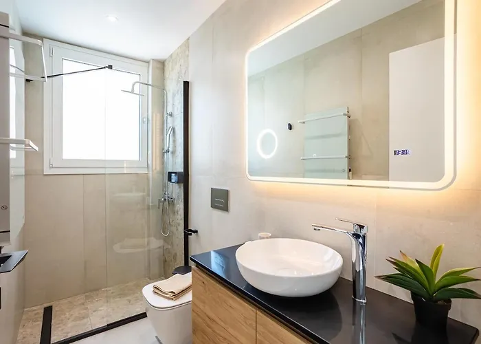 Yin & Yang Studio, Marina Hideout In Kalamata