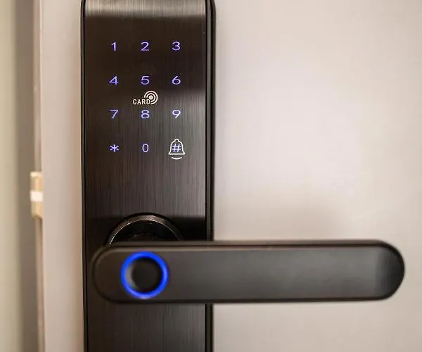 아파트 Yin & Yang Studio, Marina Hideout In 칼라마타